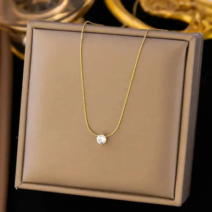 arany nyaklánc s diamanty