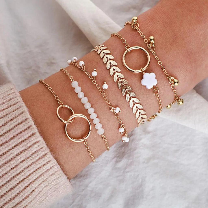 Boho aranyszínű karkötőszett