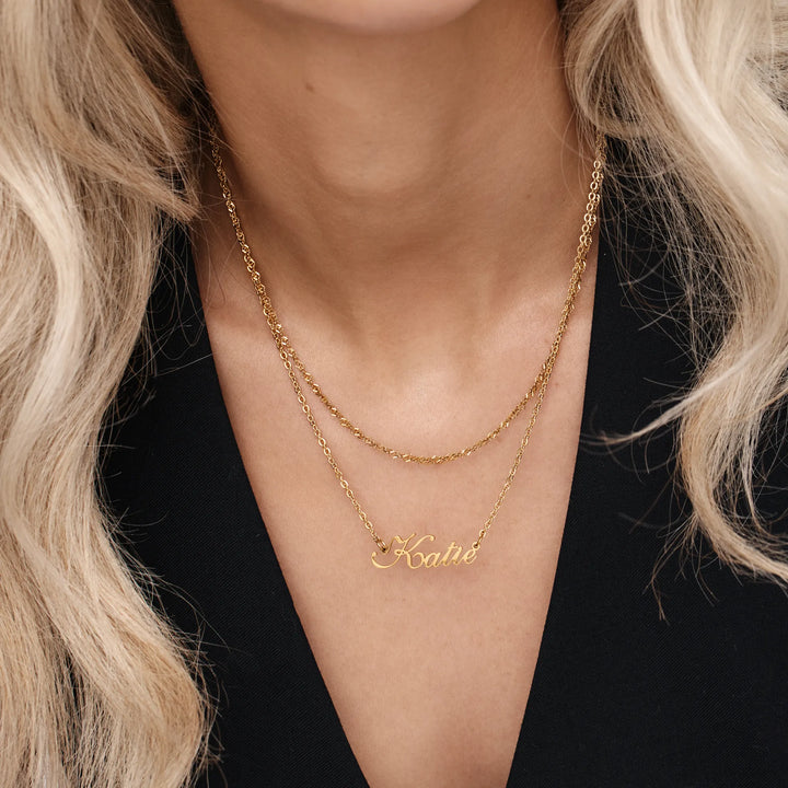 Olivia Signature Name Nyaklánc