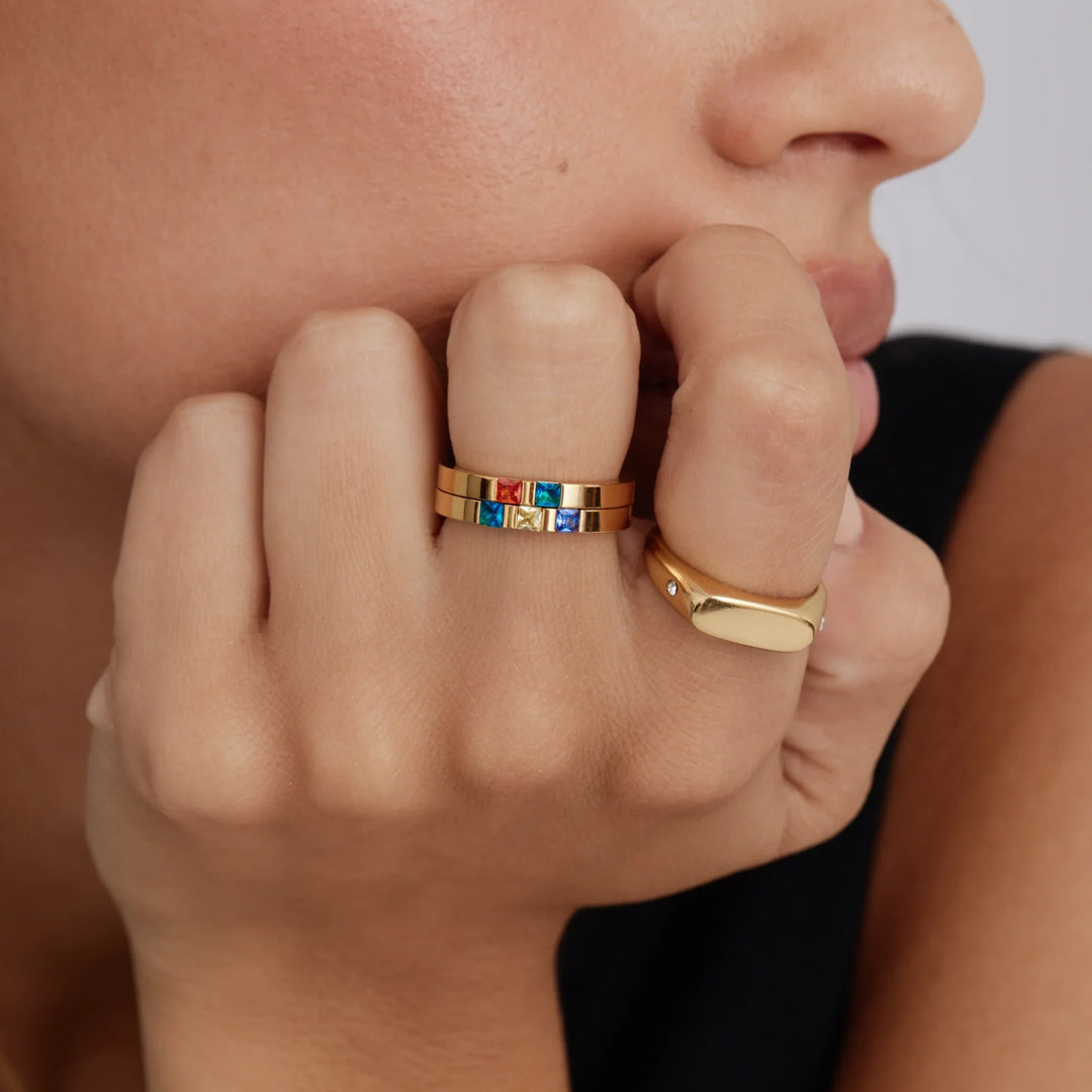 Princess Cut Birthstone gyűrű