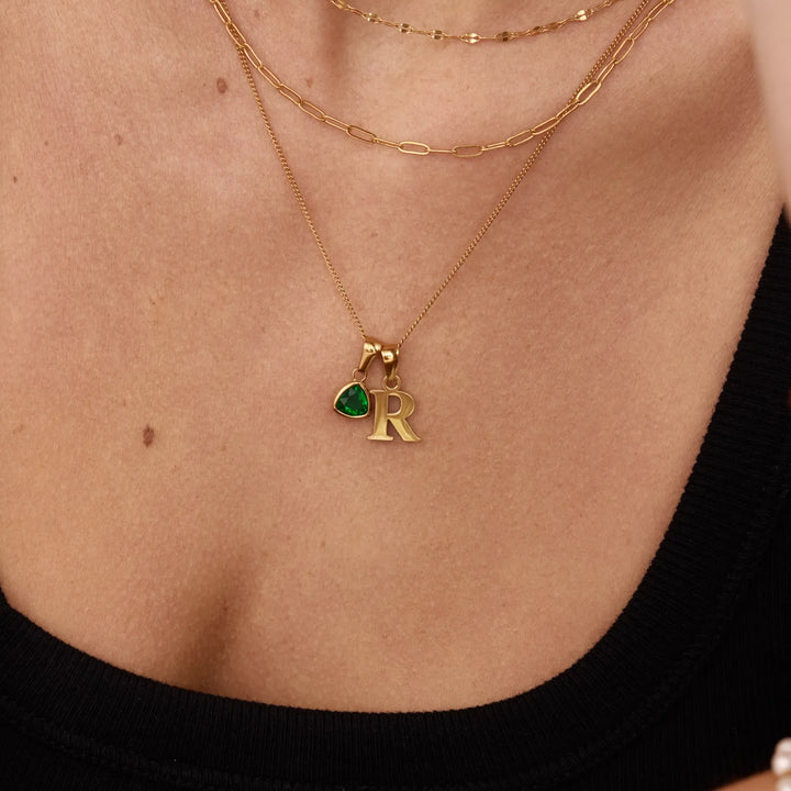 Kezdeti Birthstone Charm nyaklánc